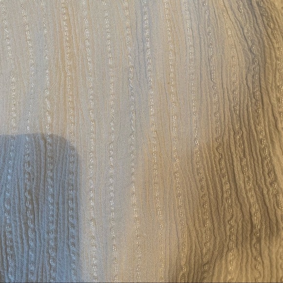 American Eagle Short Sleeve Blouse - Picture 2 of 4